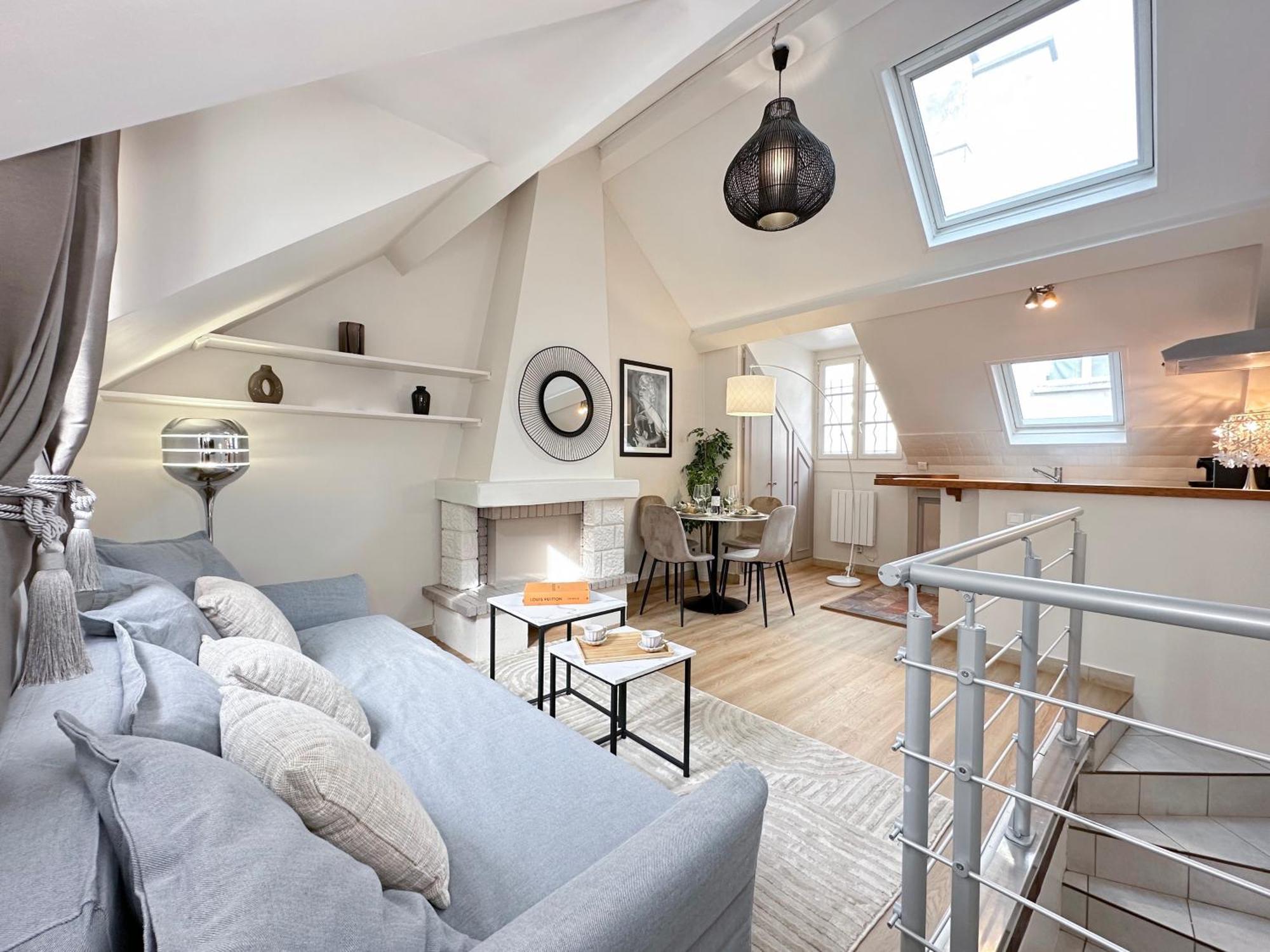 Unique & Beautiful Duplex In Saint-Germain Lägenhet Paris Exteriör bild