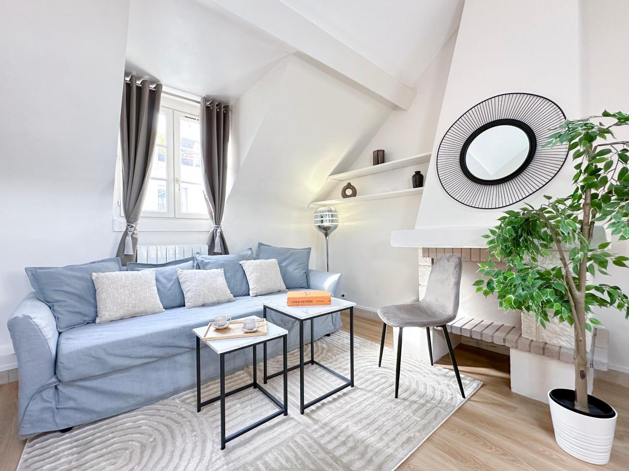 Unique & Beautiful Duplex In Saint-Germain Lägenhet Paris Exteriör bild
