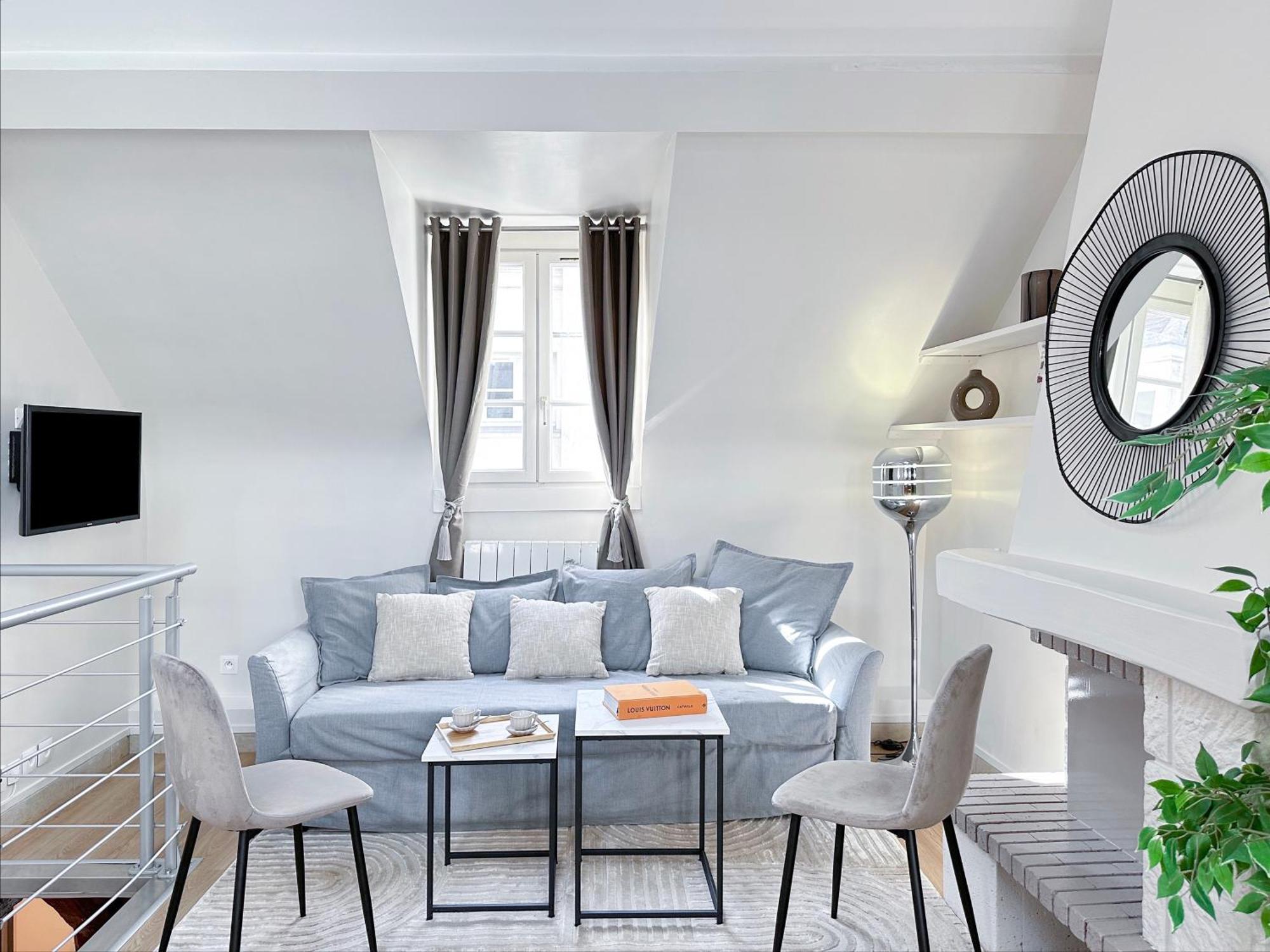 Unique & Beautiful Duplex In Saint-Germain Lägenhet Paris Exteriör bild