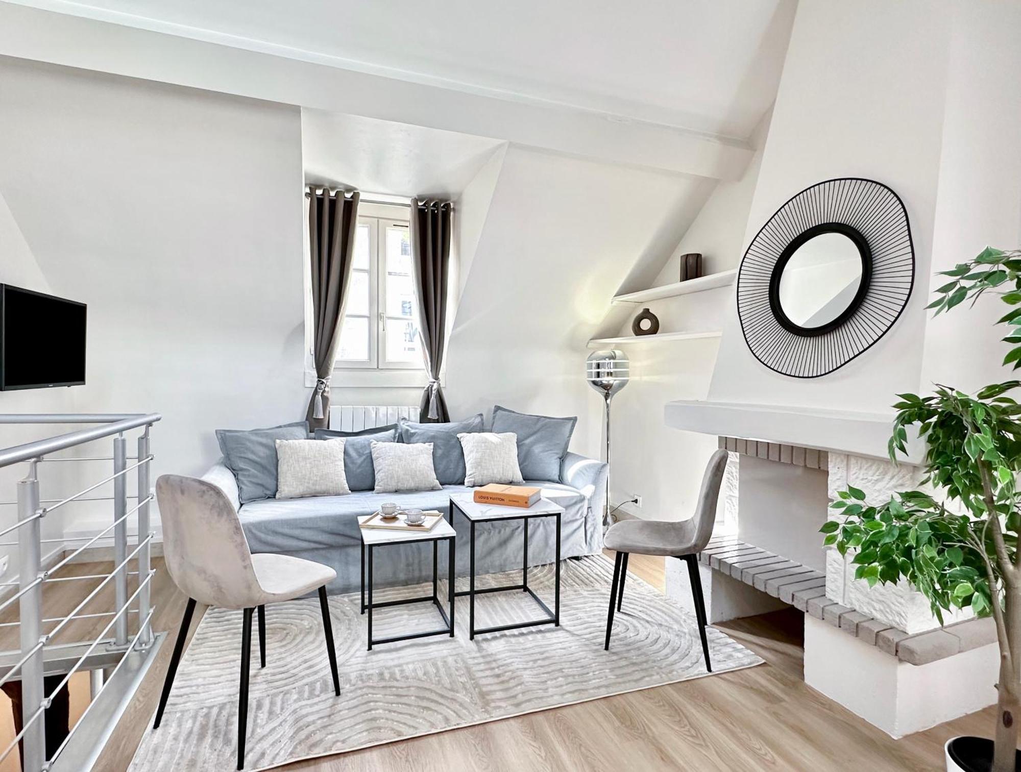 Unique & Beautiful Duplex In Saint-Germain Lägenhet Paris Exteriör bild